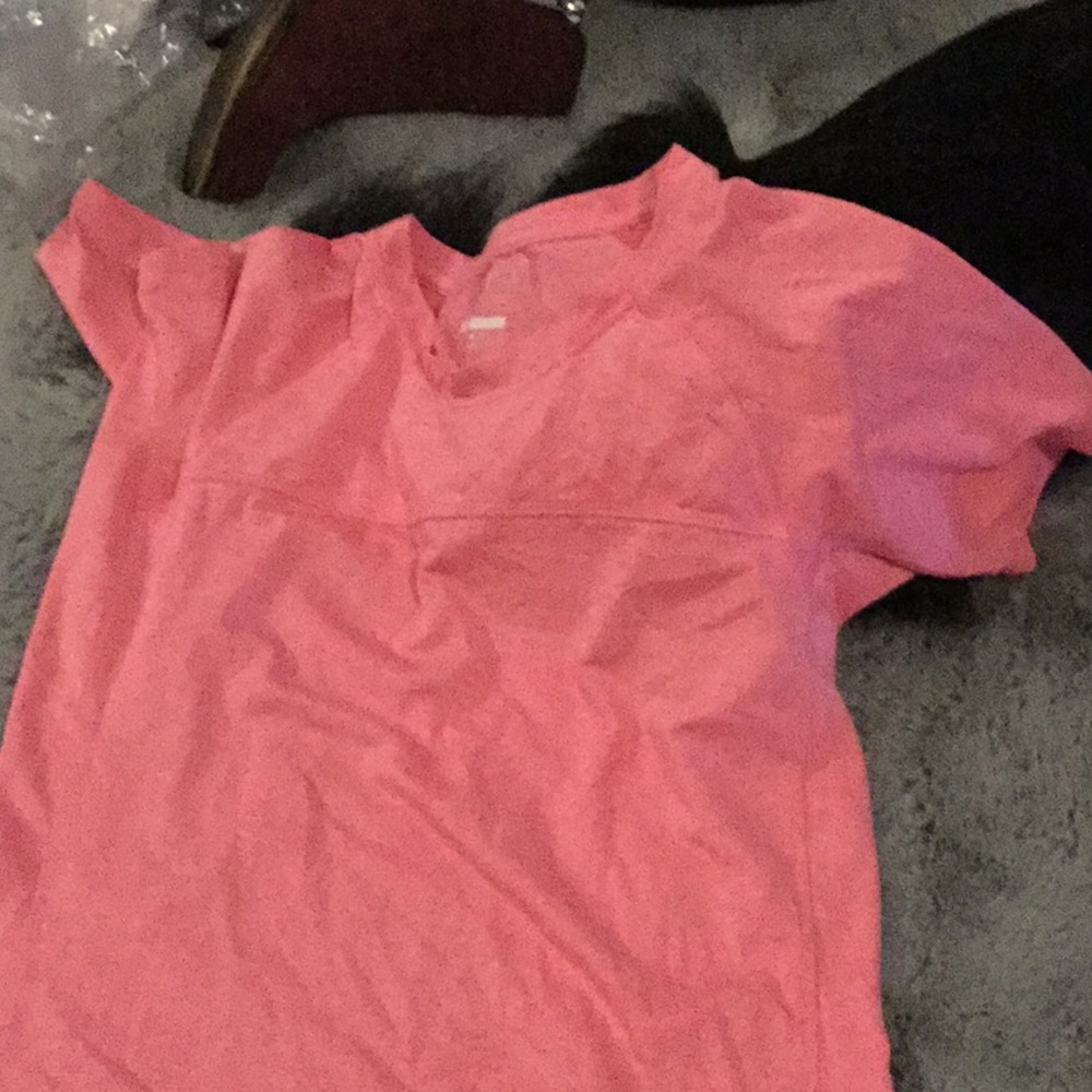 Exercise Tops - image 2